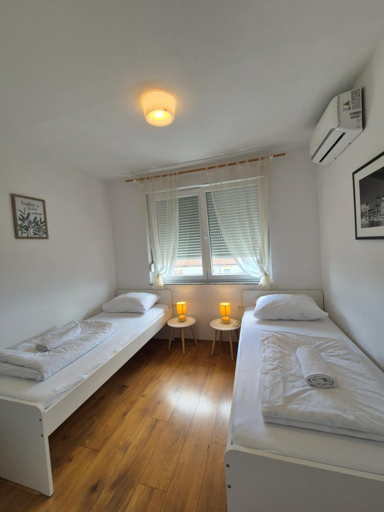 Victory Sea View Apartment Rijeka Exterior photo